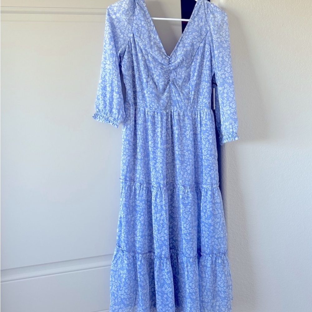 NWT Sincerely Jules Floral Periwinkle Midi Dress